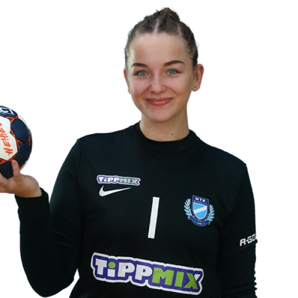 Szonja Szoke