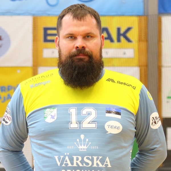 Eston  Varusk
