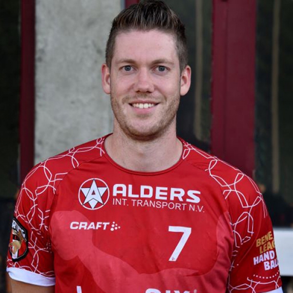 Tommie  Falke